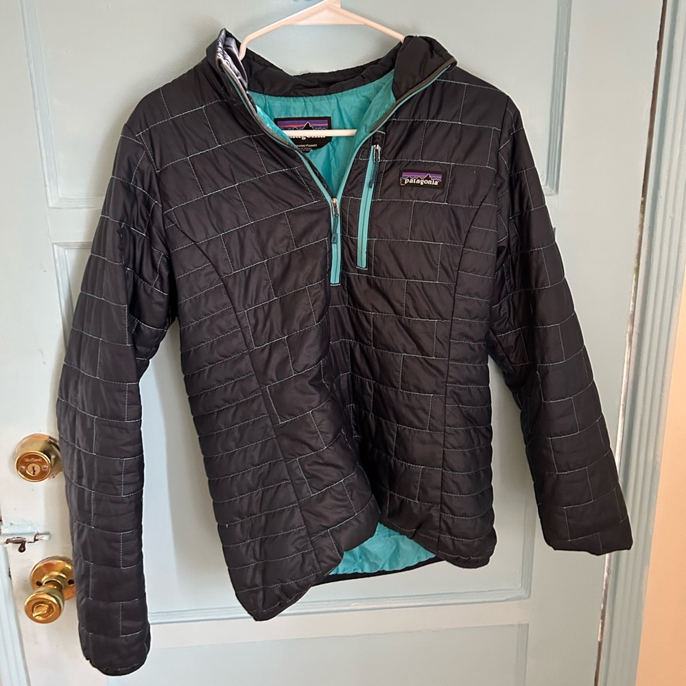 Patagonia quarter zip micropuff